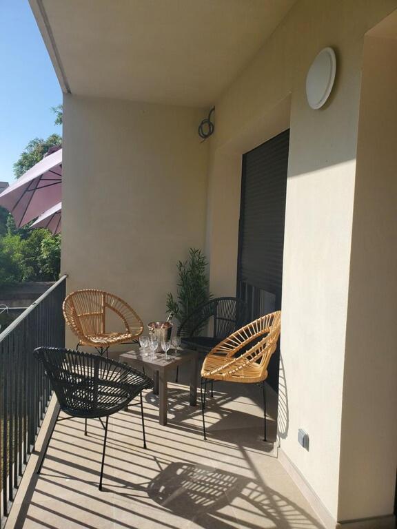 SARTENE t3 CALME ENSOLEILLÉ PARKING PRIVÉ Exterior foto